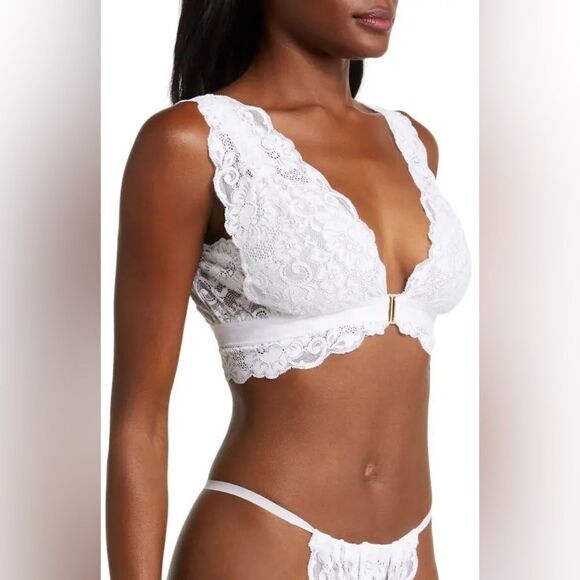 We are HAH Got Ur Back Lace Bralette - Blanc - Picture 2 of 8